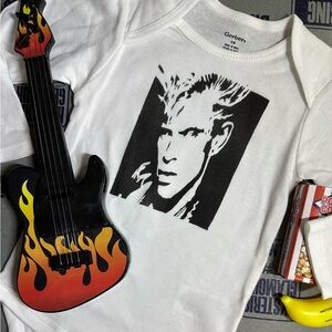 BILLY IDOL⚡️80s rock🤘singer Rebel Yell smoking hot Long Sleeve baby onesie 12M